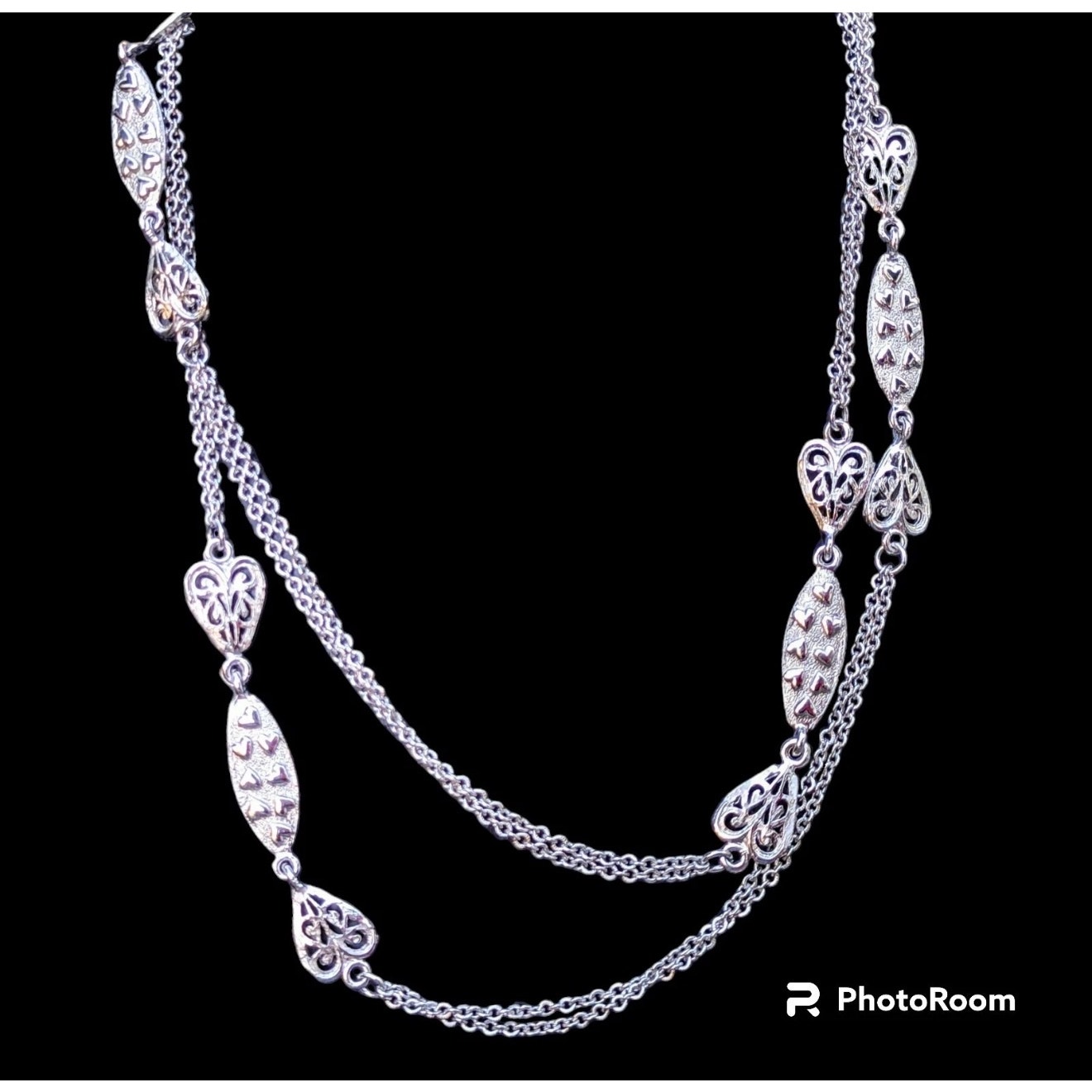 Vtg Roget Long Mod Filigree & Embossed Heart Station Chain Versatile Necklace